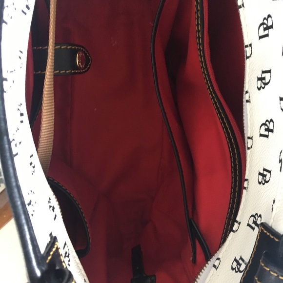 Dooney & Bourke shoulder bag - Picture 3 of 6